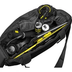 Sharkoon SHARK ZONE GB15 Gaming Bag - Handyhülle für Gamer (schwarz/gelb) 9 Sharkoon SHARK ZONE GB15 Gaming Bag - Handyhülle für Gamer (schwarz/gelb) -Smartphone Zubehör Verkaufsgeschäft Sharkoon SHARK ZONE GB15 Gaming Bag Tasche@@ntzs6z0 4