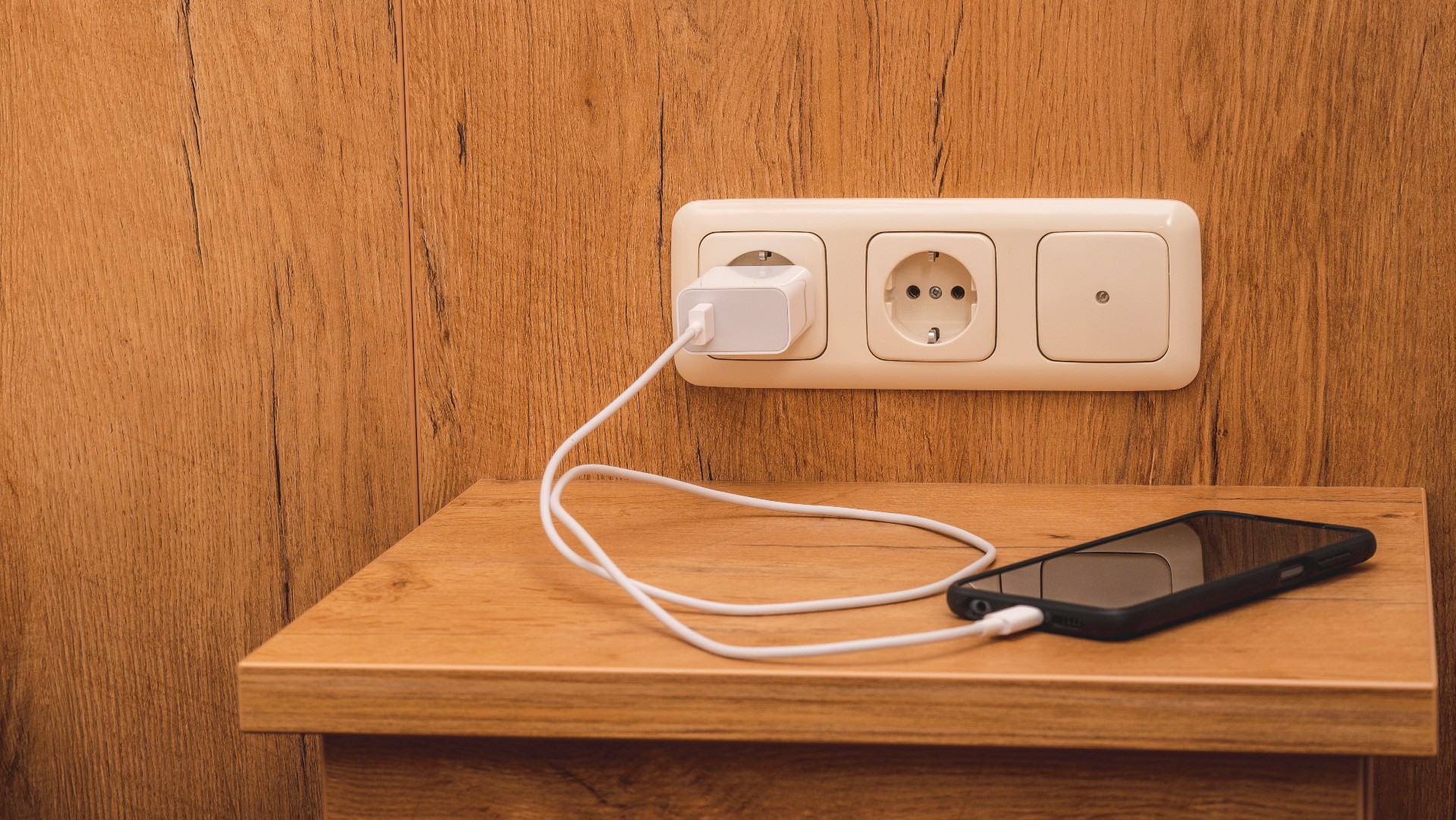 Smartphone Zubehör Verkaufsgeschäft -Smartphone Zubehör Verkaufsgeschäft ladegeraet 395442790